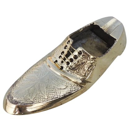 Handcrafted Brass Ashtray | Classic Tabletop Smoking Accessory, Height : 1.2 Inch (ZMAS154 E)