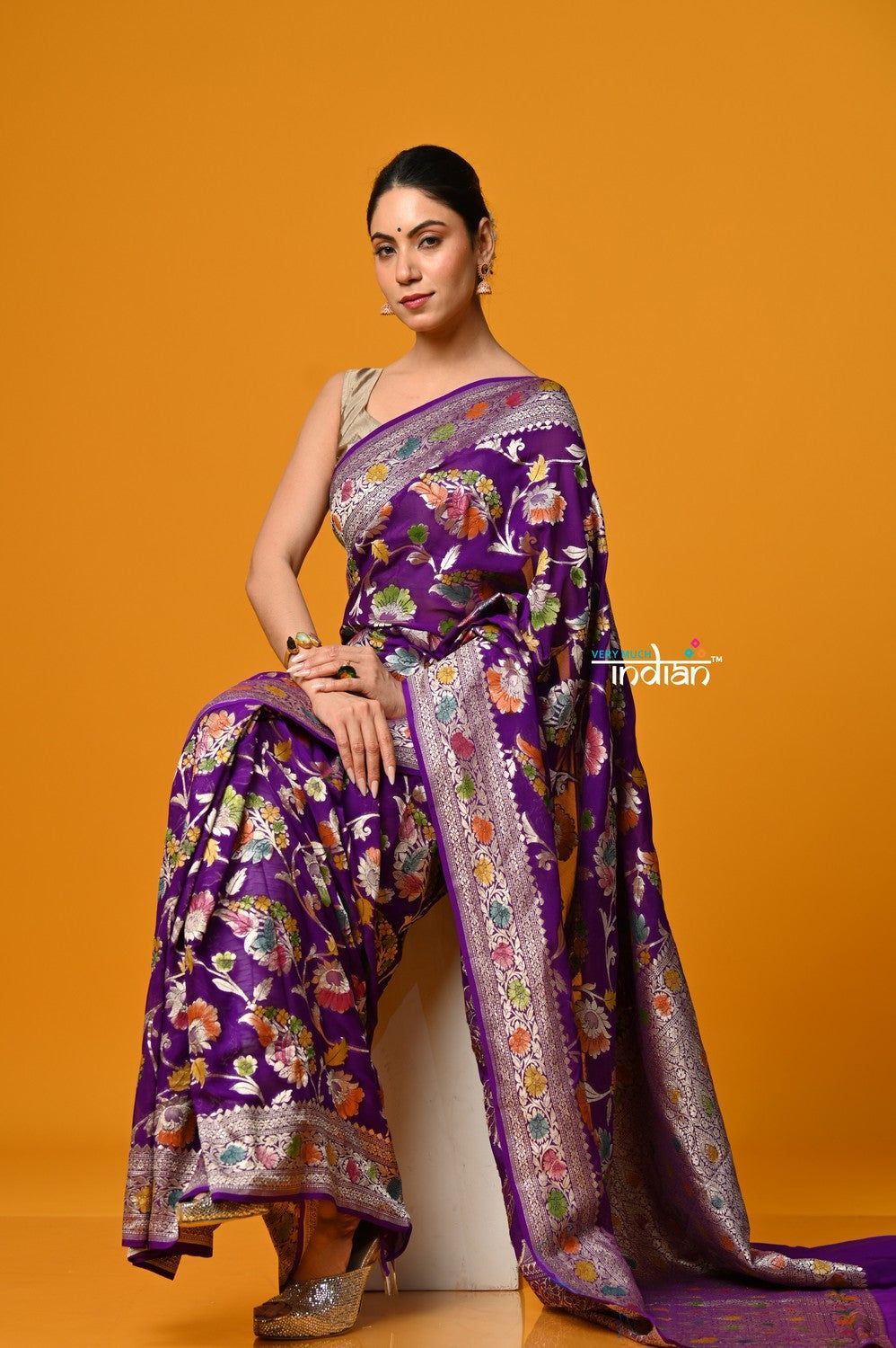 Suhaani Premium~ Handloom Khaddi Georgette Saree With All Over Floral Jaal~ Perfect Violet