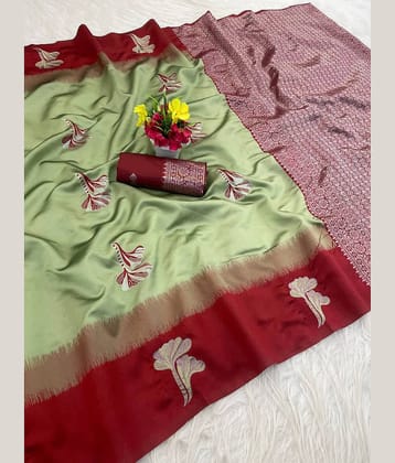 fab woven Art Silk Woven Design Banarasi saree With Unstitched Blouse Piece ( Lavender )