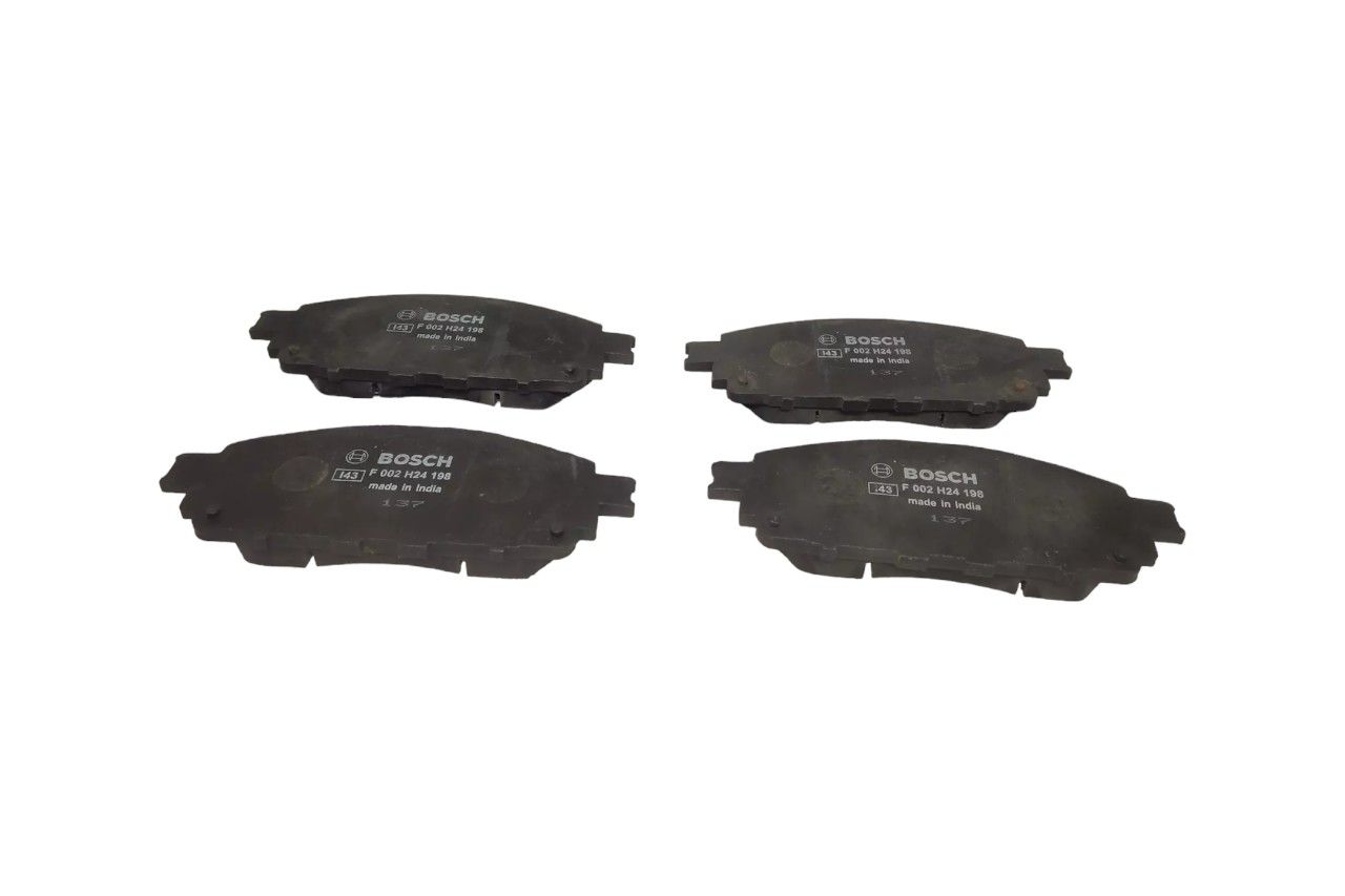 Bosch Front Brake Pad Set AV477073