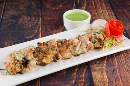 Chicken Malai Tikka [6 Pieces] With 2 Rumali Roti