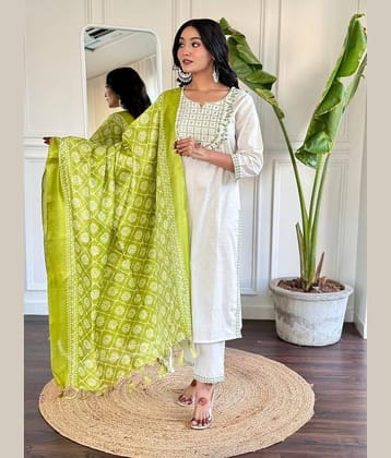 TRAHIMAM Women Cotton Embroidered Straight Kurti With Pants ( White )