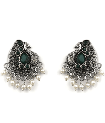 PUJVI - Green Drop Earrings ( Pack of 1 )