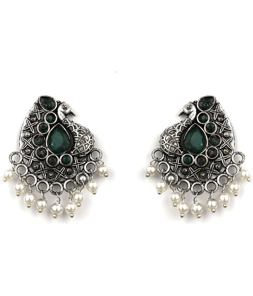 PUJVI - Green Drop Earrings ( Pack of 1 )