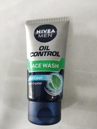 Nivea men oil control  air cool face wash 