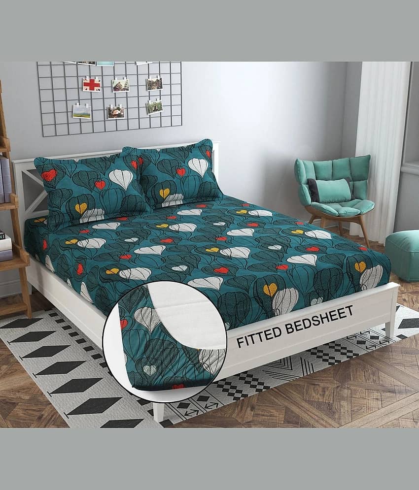 Decent Home Green Cotton 1 Double Bedsheet with 2 Pillow Covers ( 225 cm x 225 cm )