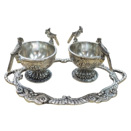 Brass Handcrafted Tray | Luxury Dining & Decor, Height : 0.5 Inch (ATMAS075 D)