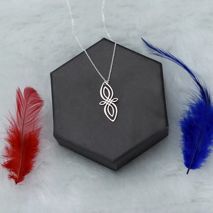 Leaf Celtic Knot Necklace-Silver