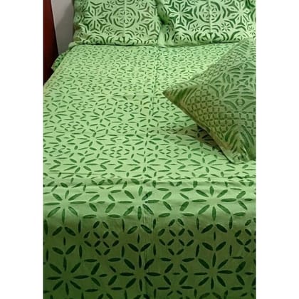 Handcrafted Green Vibrant Applique King Size Bed Cover