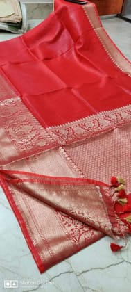 Lively Banarasi Silk Linen Handloom Red Saree