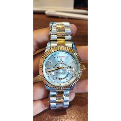 ROLEX First COPY Executive Class Wrist Watches for Men (9315)