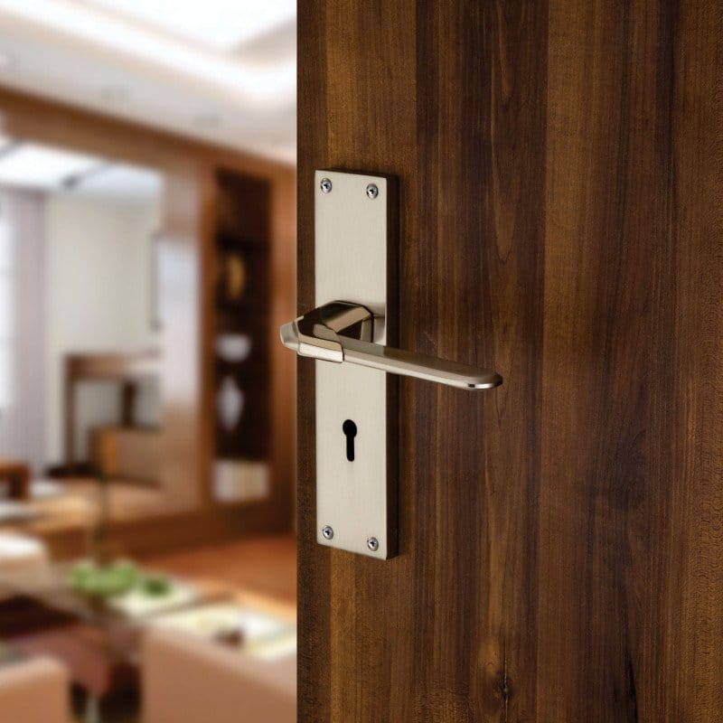 BUCKLER Zinc Alloy-4198-Silver Saten 8 Inch Mortise Handle set-70MM Double Turn Bullet Lock (SIlver)