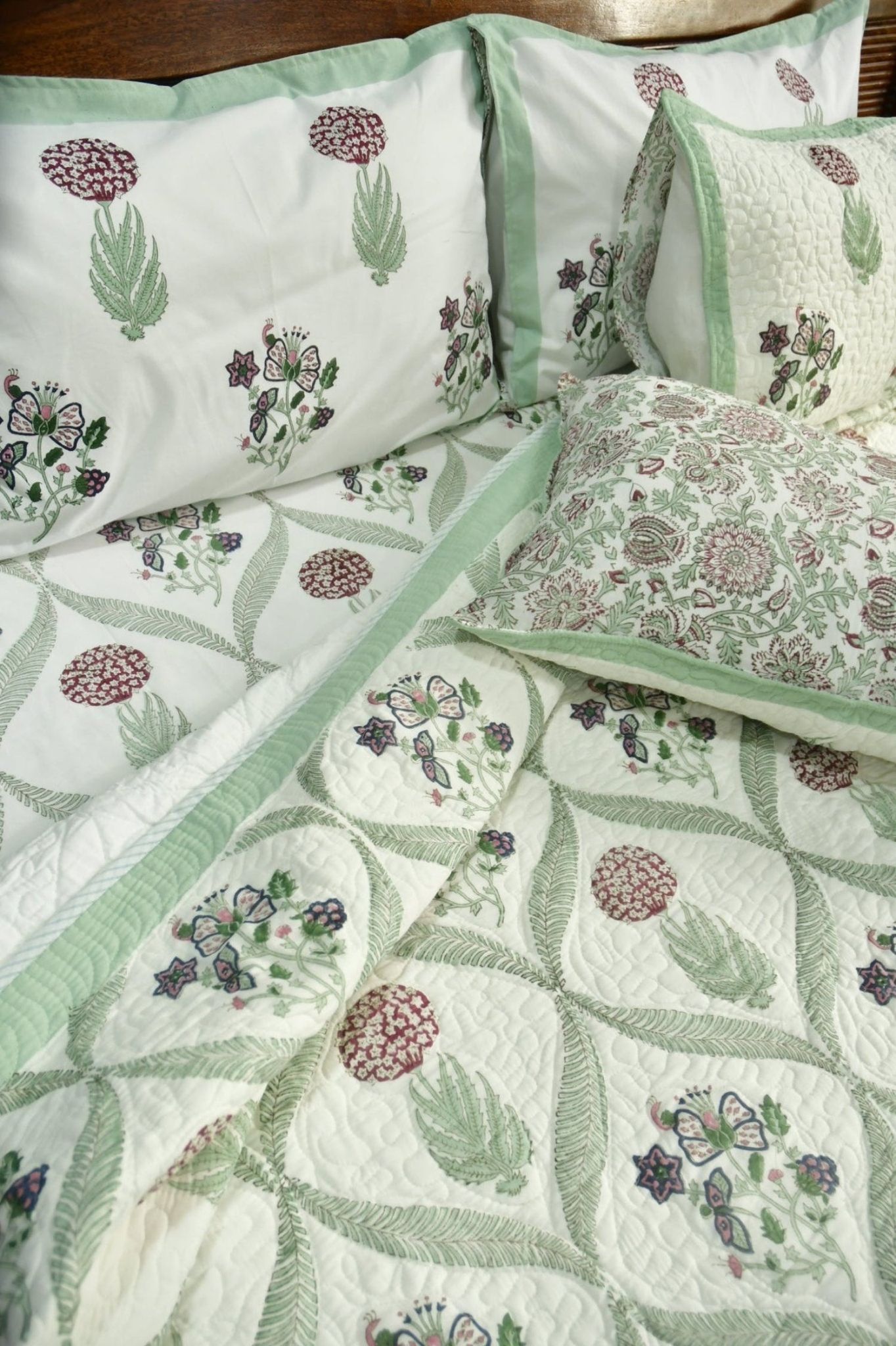 Butterfly & Floral Bedding set : Premium cotton