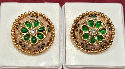 TOPS - STUDS