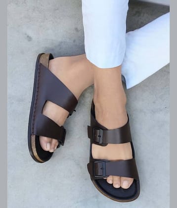 Akiko Brown Men's Daily Slipper