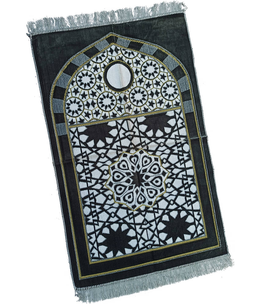 ADIRNY Gray Single Velvet Prayer Mat ( 110 X 70 cm )