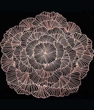 PVC Geometric Round Table Mats (38 cm x 38 cm) Pack of 2 - Gold