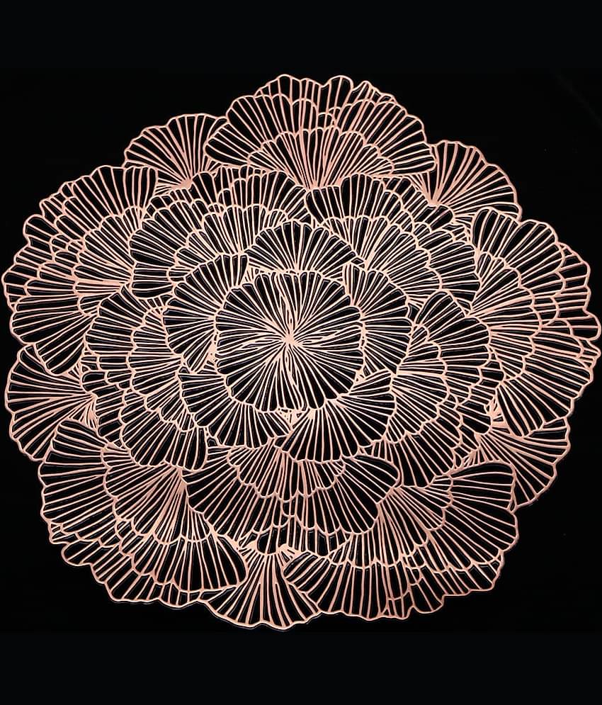 PVC Geometric Round Table Mats (38 cm x 38 cm) Pack of 2 - Gold