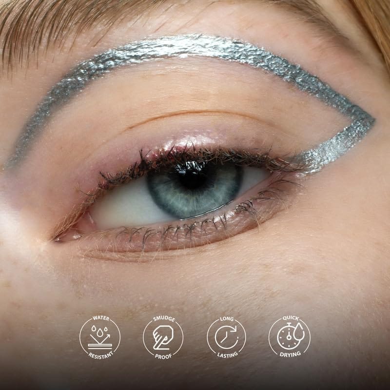 STARSTRUCK BY SUNNY LEONE Liquid Eye Definer