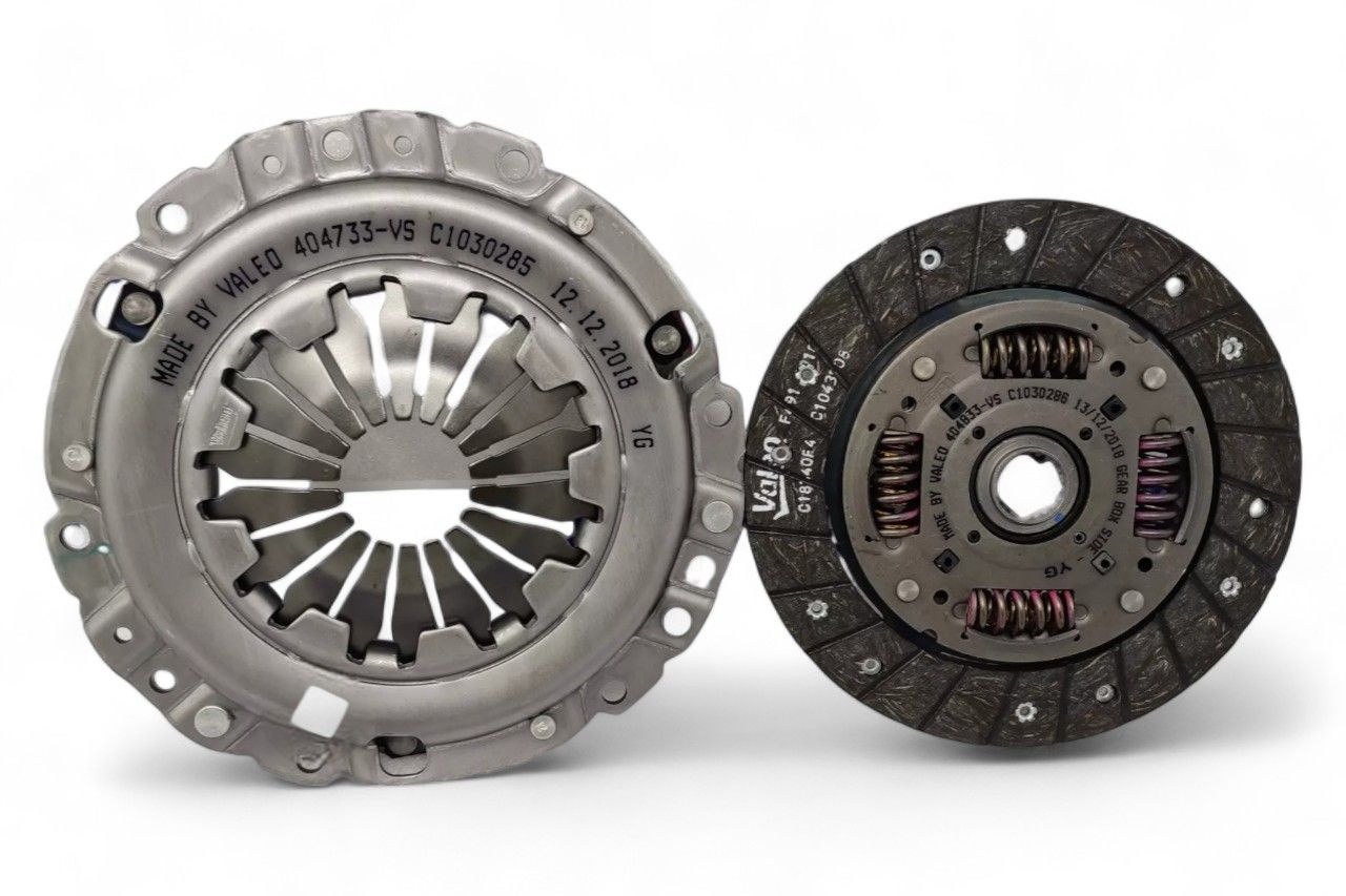 Valeo Clutch Set (Disc+Pressure Plate) AV618683