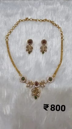 NECKLACE SET