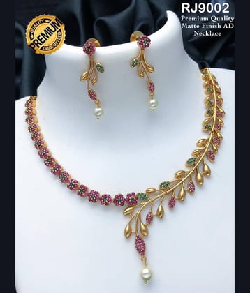 ROFARWORD Gold Brass Necklace Set ( Pack of 1 )