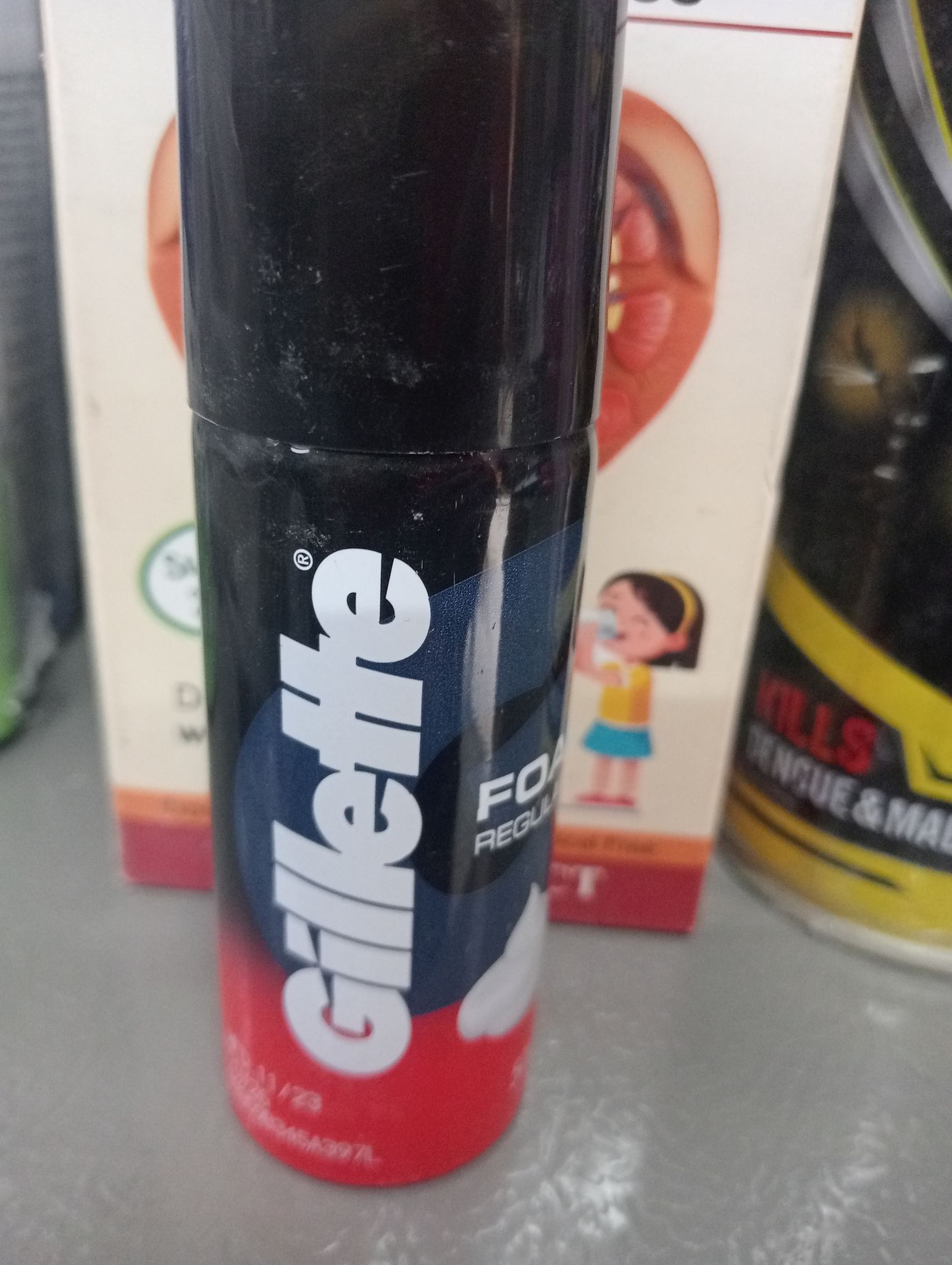 Gillette foam regular 