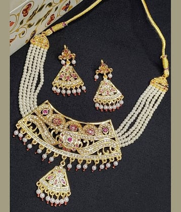 Rhosyn Golden Alloy Necklace Set ( Pack of 1 )