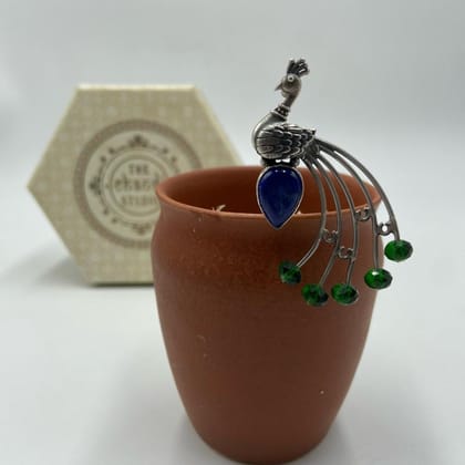 Majestic Peacock Brooch-Lapis (Dark Blue)