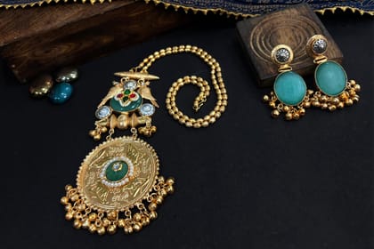 SMITAM JEWELS Vedic Harmony Matarmala Kundan Necklace Set with Earrings SMITAM JEWELS Vedic Harmony Matarmala Kundan Necklace Set with Earrings