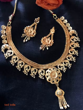 Gold Plated Traditional Jewellery Set With Earrings