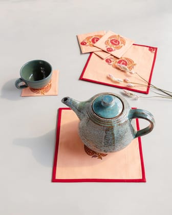 Block Printed Floral Fabric Trivet & Coaster Set of 6 Red Orange-Red & Orange / 100% Cotton / 8 Inches x 8 Inches & 4 Inches x 4 Inches