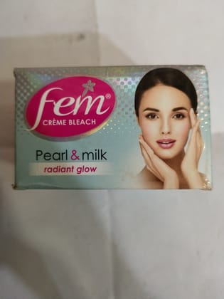 Fem Crème bleach Pearl & milk Radiant glow 