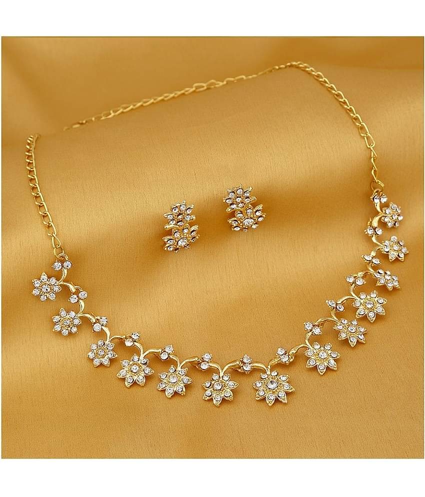 Sukkhi Alloy Golden Traditional Necklaces Set Collar
