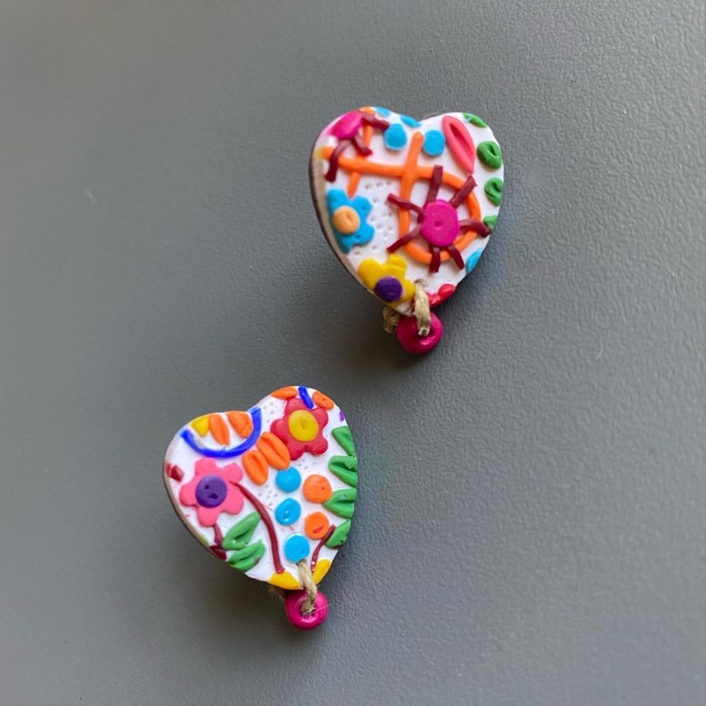 Honeyed heart clay studs - Earrings | Buy online on ZillyBuy