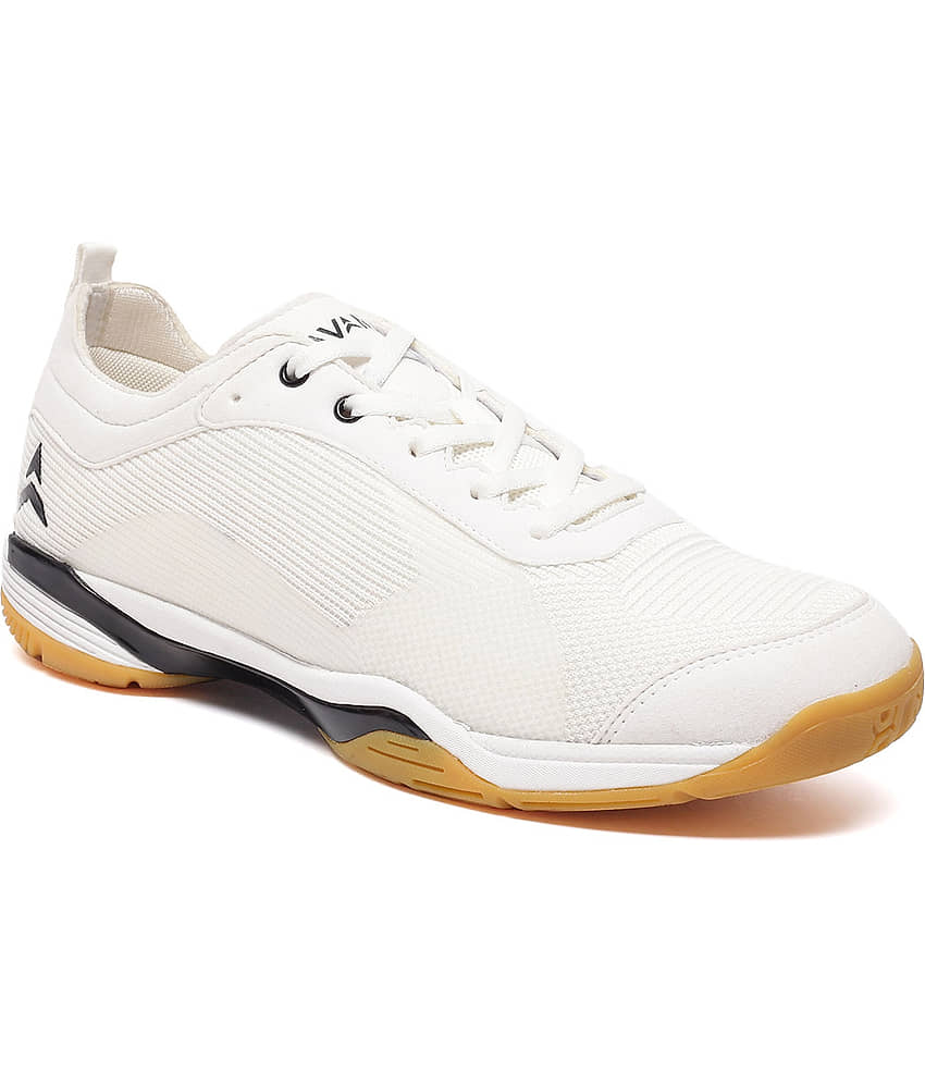 Avant Ace Non-Marking White Male