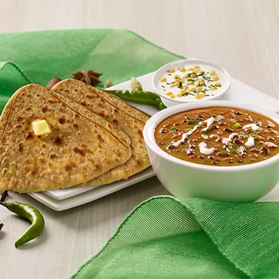Tawa Parantha With Dal & Raita