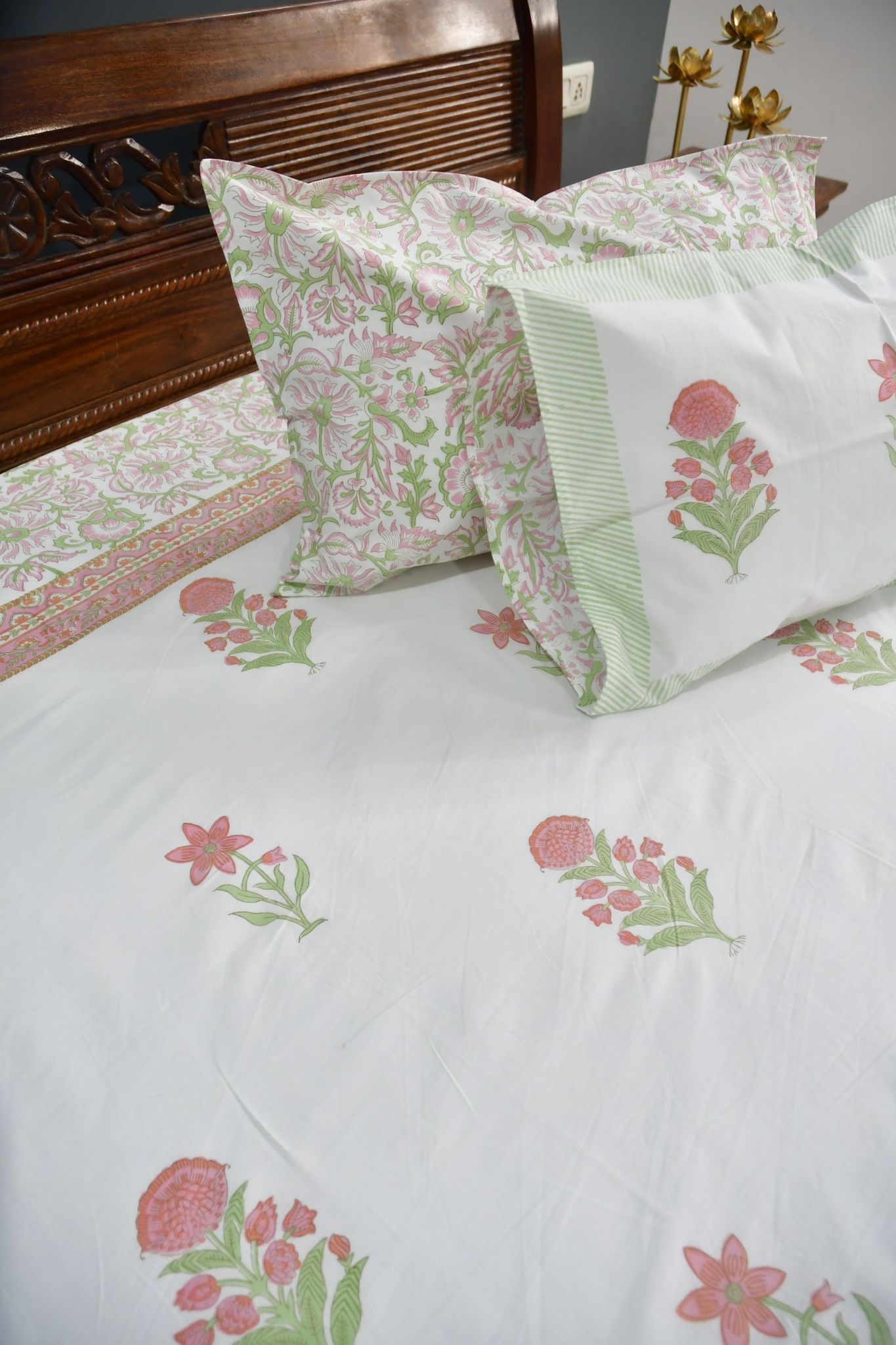 Peachy Dreams: Jaipur Hand Block Bedsheet - King (90 x 108) inches bedsheet
