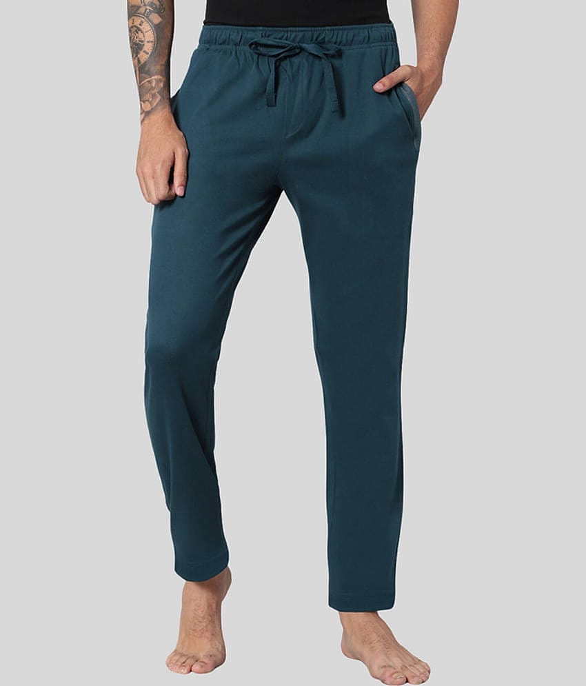 Avoq - Black Cotton Blend Men's Trackpants ( Pack of 1 )