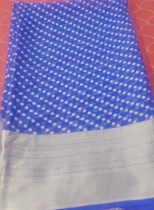 Elegant Crepe Silk Saree Dazzling Ethnic Wear for Women