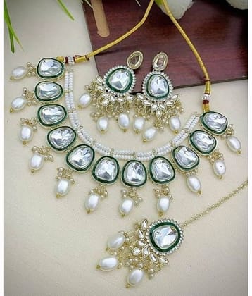 Padmavati Bangles White Alloy Necklace Set ( Pack of 1 ) Padmavati Bangles White Alloy Necklace Set ( Pack of 1 )