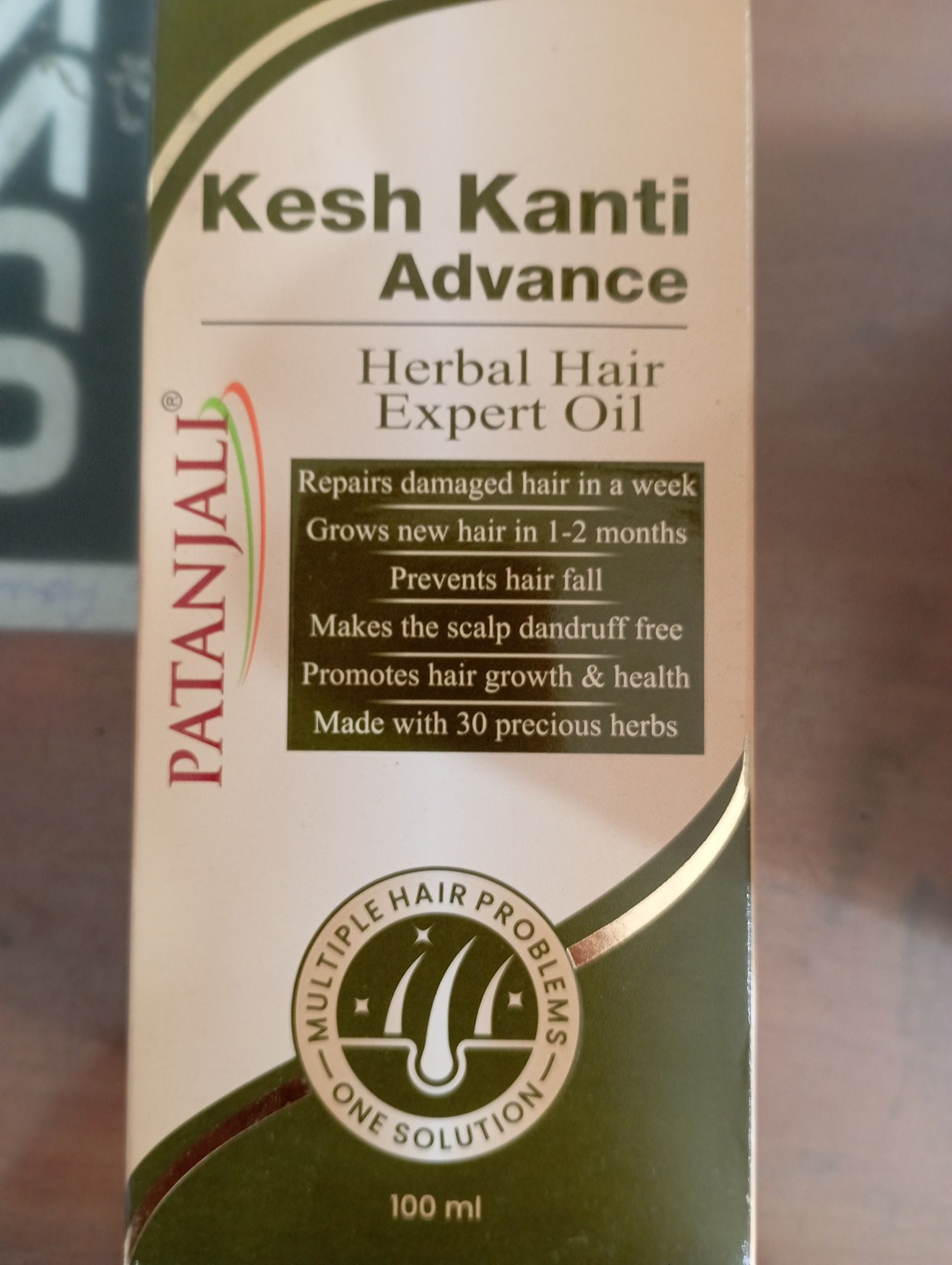 Kesh kanti advance harbal hair expert oil