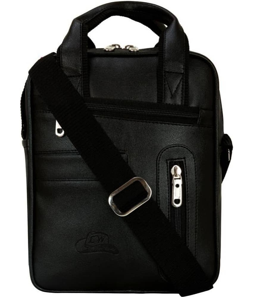 Leather World - Black Solid Messenger Bags