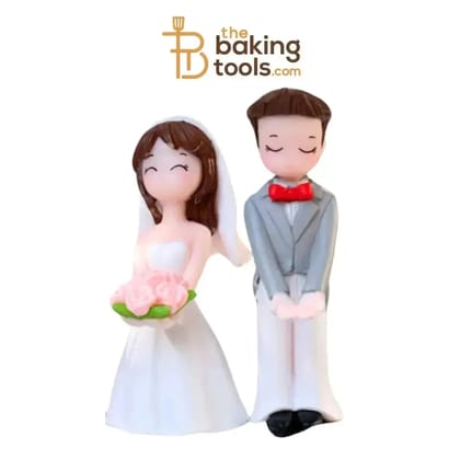 Miniature Couple Cake Topper -001