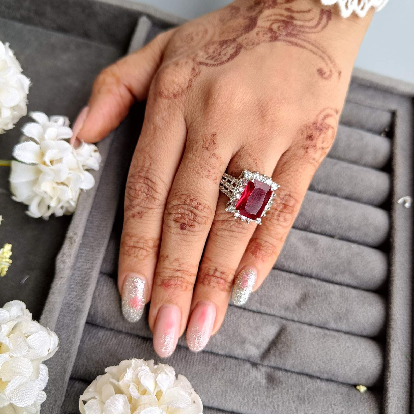 VS Sterling Silver Cocktail Ring 079 8g-9