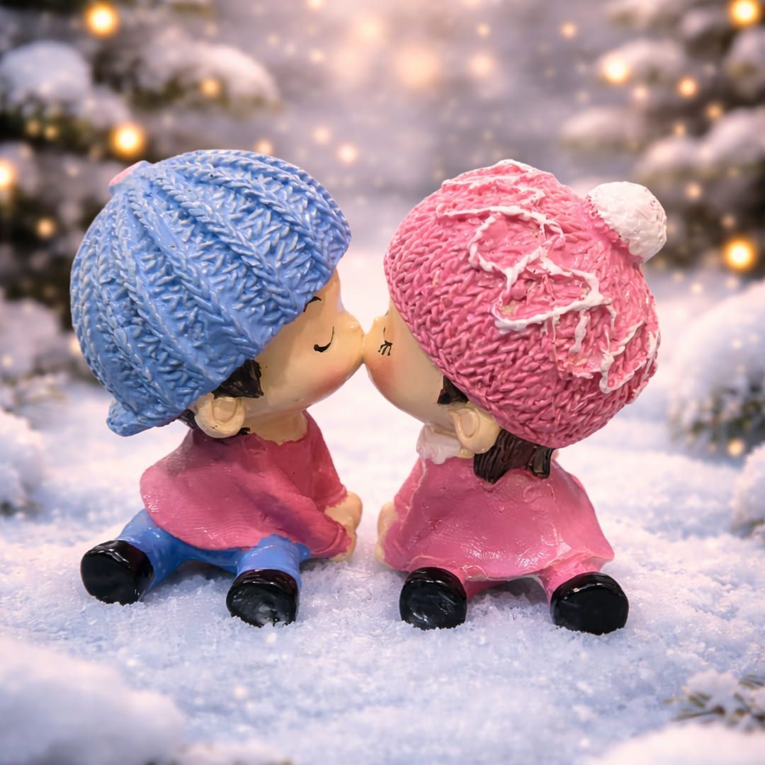 Valentine's Day Gift for Couples - Kissing Couple Dolls