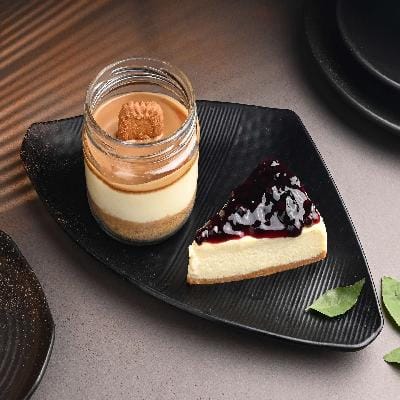 Biscoff & Blueberry Cheesecake Combo