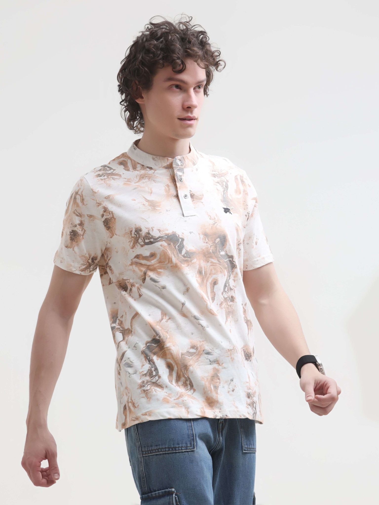 Caramel Splash Henley T-shirt-M