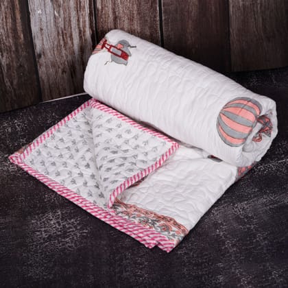 Hand Block Printed Cotton Baby Quilted Blanket (Light Rajai) – Quilted, 60x40 inches (100x150 cm) Peach pink Baloon Hand Block Printed Cotton Baby Quilted Blanket (Light Rajai) – Quilted, 60x40 inches (100x150 cm) Peach pink Baloon