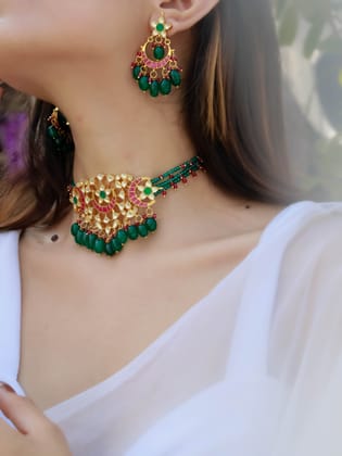 Irie Red & Green Kundan Necklace Set-Multicolored